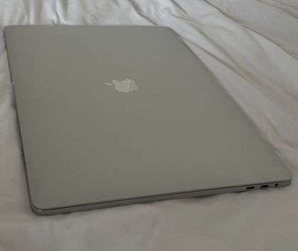 vender-mac-macbook-pro-apple-segunda-mano-20240516122614-1