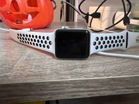 vender-apple-watch-watch-series-3-apple-segunda-mano-20241119124405-13