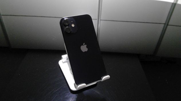 vender-iphone-iphone-12-y-iphone-12-mini-apple-segunda-mano-20241211123900-13